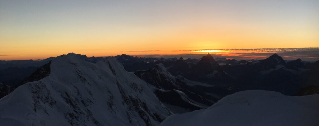tramonto capanna margherita guida alpina
